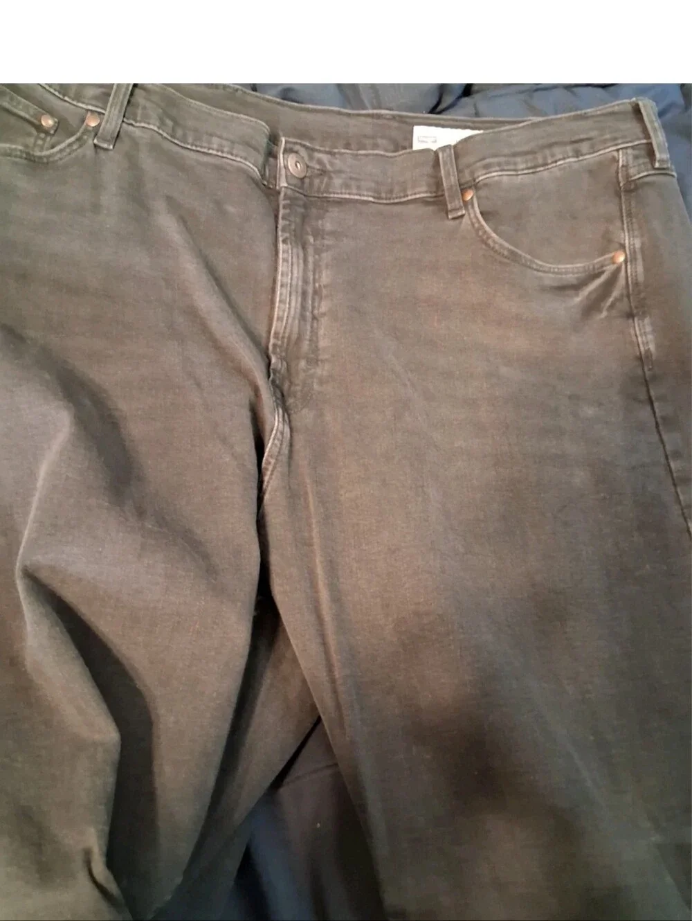 Wrangler Relaxed Bootcut Fit Jeans in Faded Black 42/30